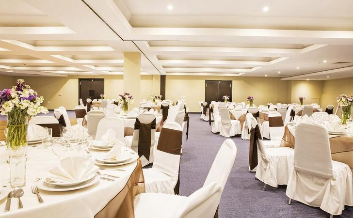 Caoba Krystal Urban® Aeropuerto Ciudad de México Caoba Krystal Urban® Aeropuerto Ciudad de México